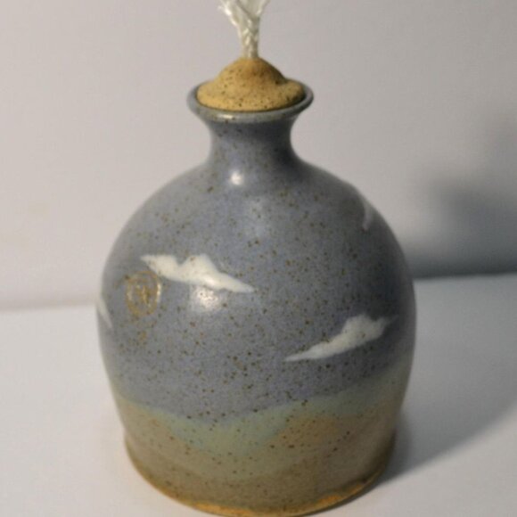Vintage GK Pottery Bar Harbor Maine Oil Lamp Clouds In Sky Design - Picture 3 of 5